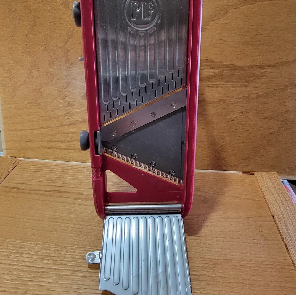 Progressive International PL8 Professional Mandoline Slicer Red
